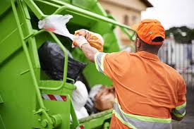 Best Yard Waste Removal  in Tton, IL